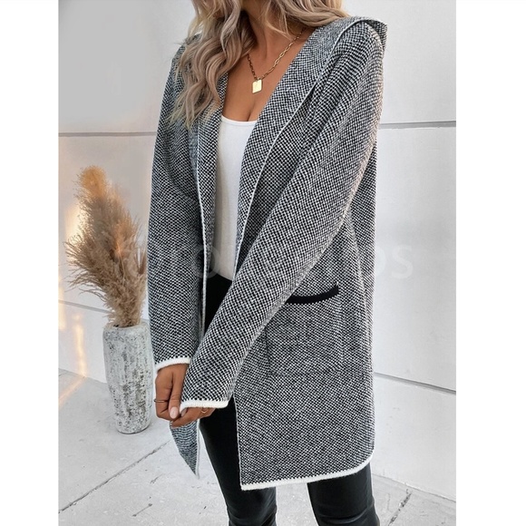 Hooded Knit Grey Open Cardigan Long Sleeves Hip Length w/ Pockets - Picture 6 of 7